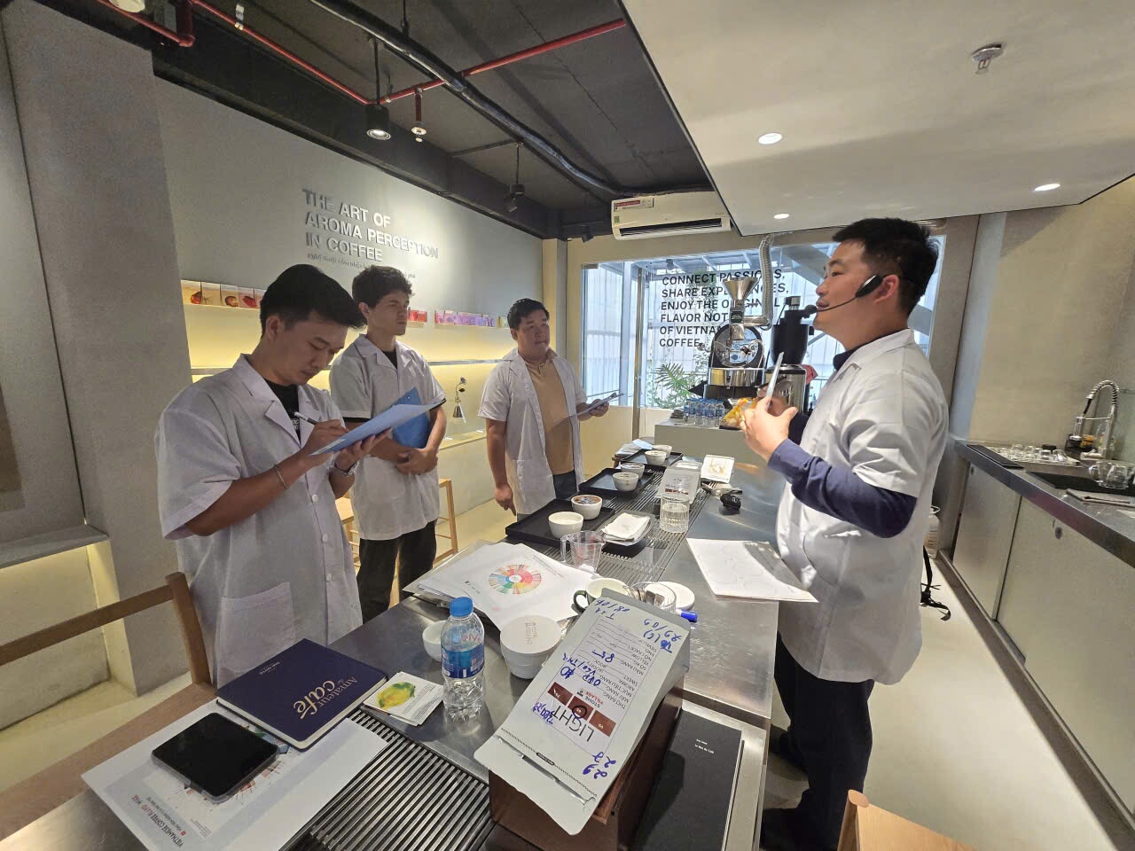 Phòng lab thử nếm cà phê Stone Village tại TP. Hồ Chí Minh