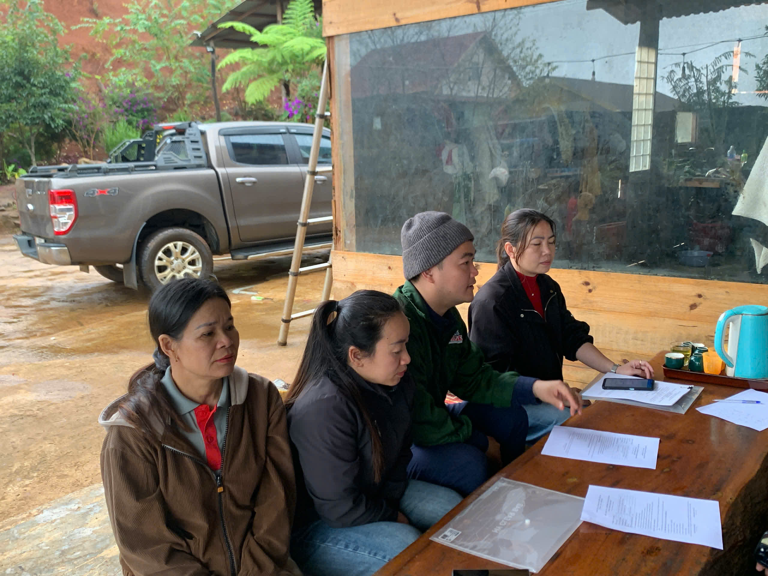 Buổi làm việc giữa Stone Village Coffee Lab và bà con tại Kon Tu Rằng (ảnh 88)