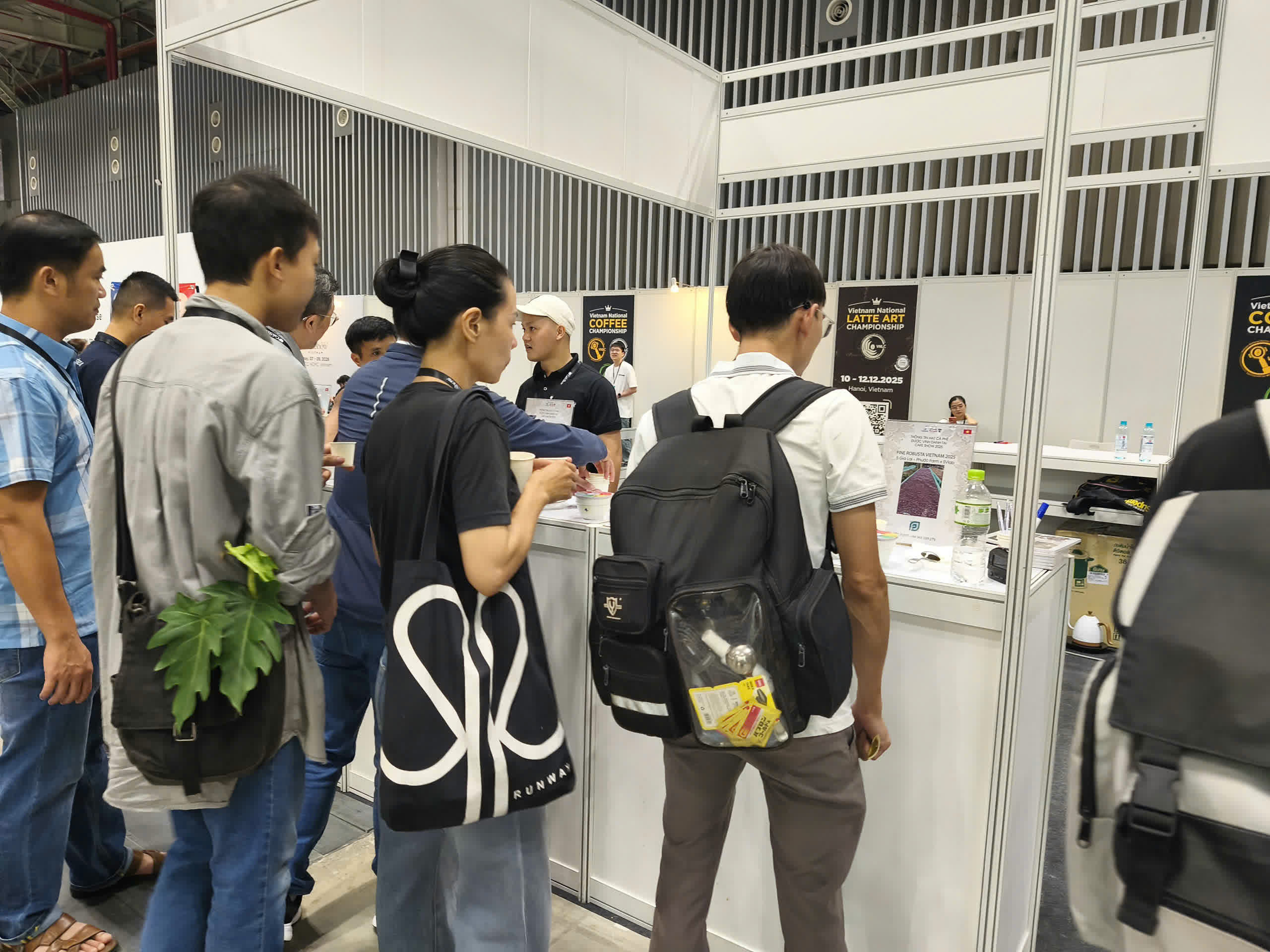 Bảng thông tin hạt cà phê được vinh danh Fine Robusta Vietnam 2025 tại CafeShow