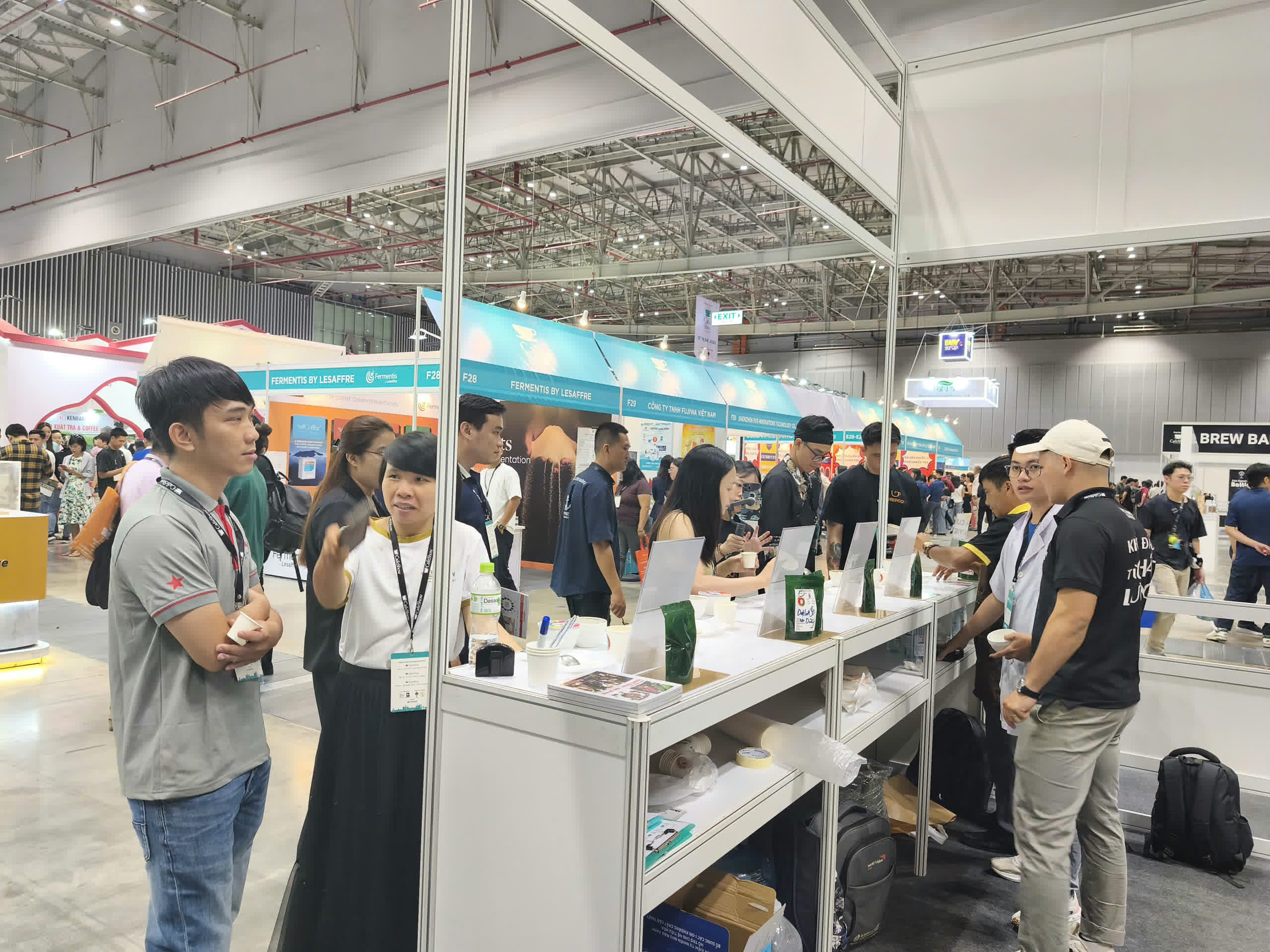Khu gian hàng triển lãm CafeShow Vietnam tại SECC quận 7