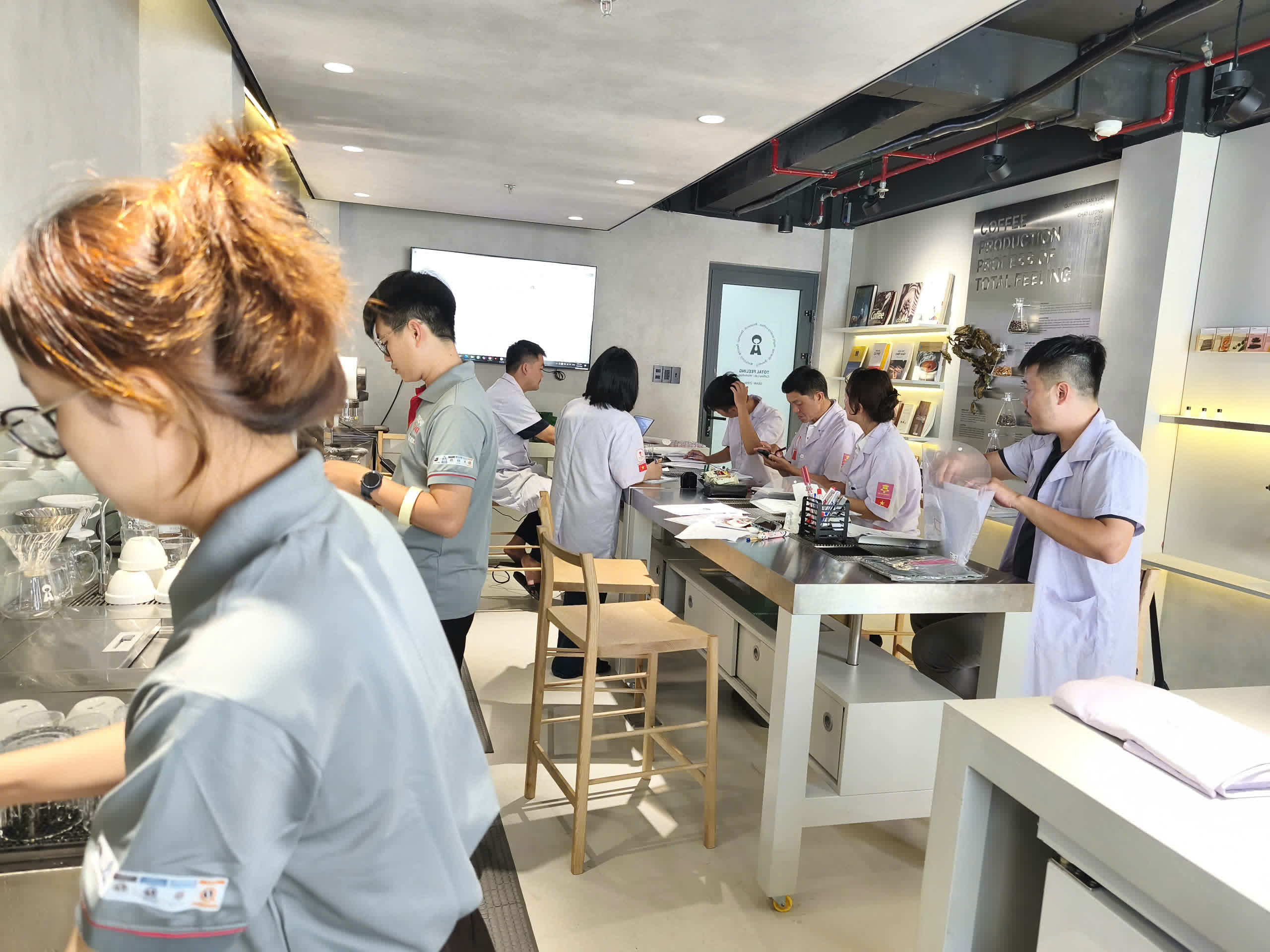 Buổi học khóa rang SCA tại Total Feeling Lab, TP. Hồ Chí Minh