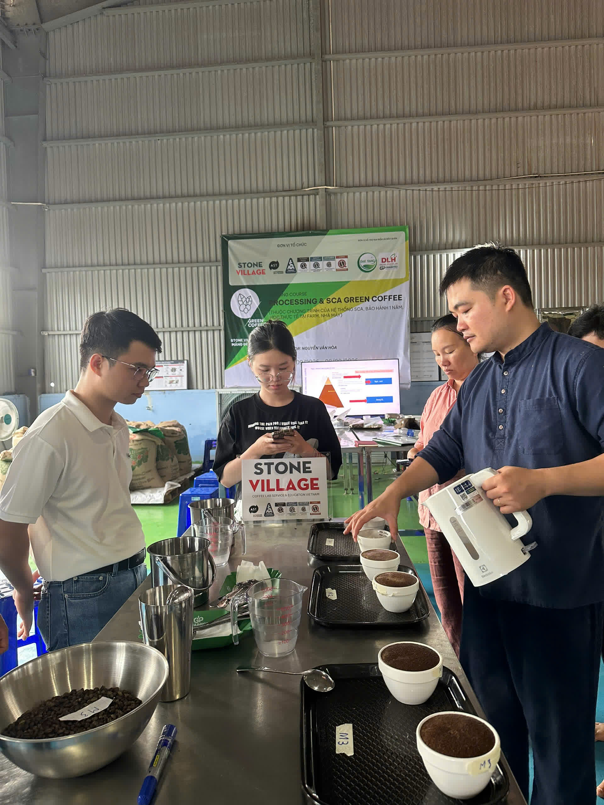 Ngày 5, thứ Ba 08/09/2026 của khóa Processing và SCA Green Coffee tại HTX Nam Yang, Gia Lai
