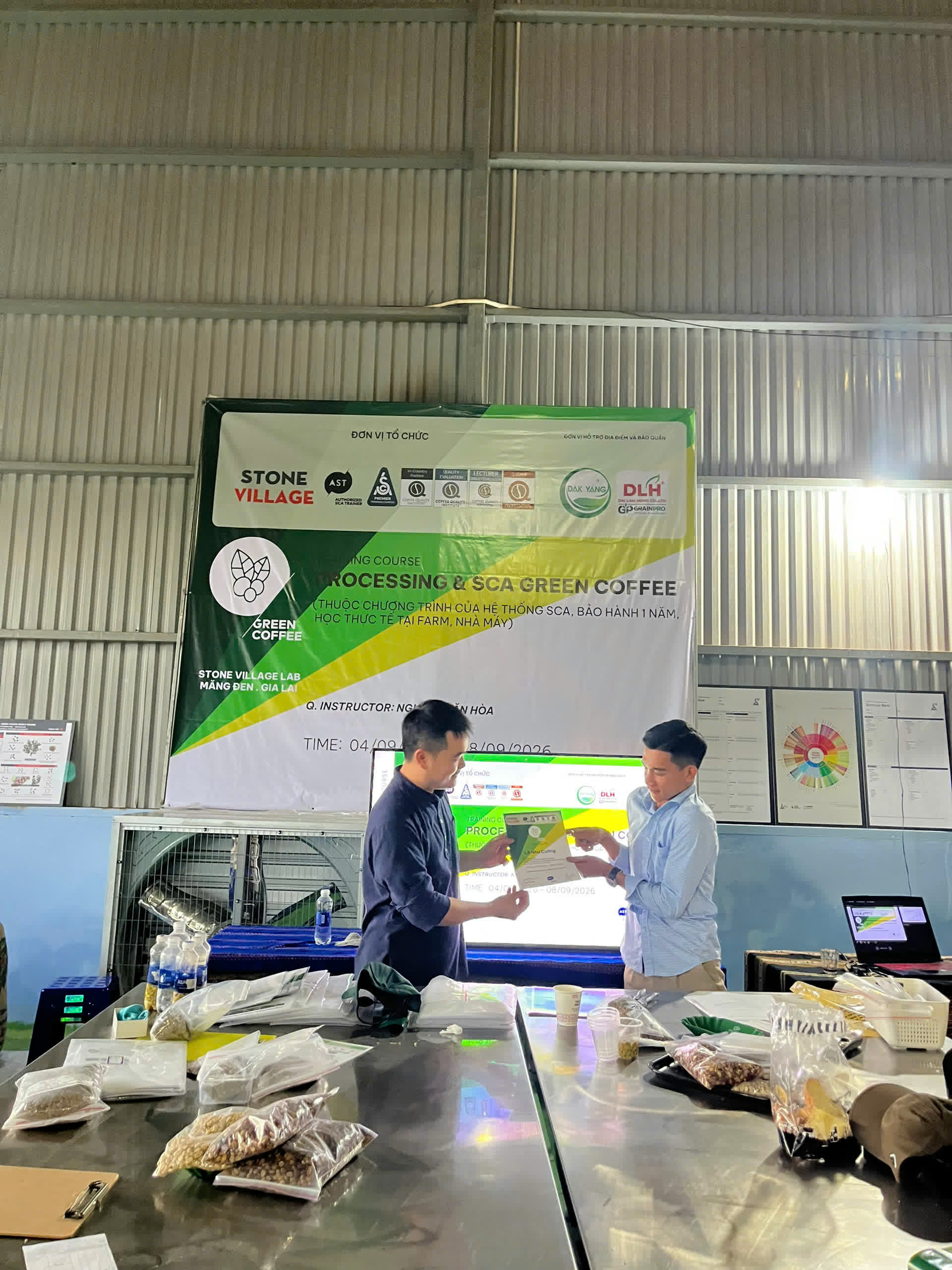 Ngày 5, thứ Ba 08/09/2026 của khóa Processing và SCA Green Coffee tại HTX Nam Yang, Gia Lai